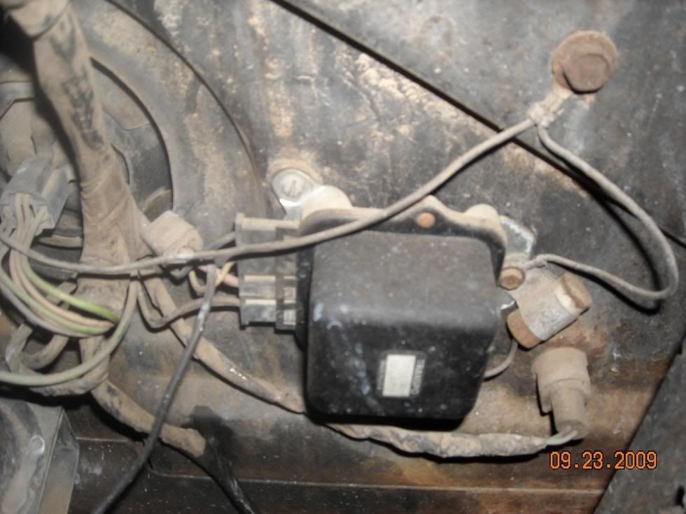 Need Pics Factory 400BB Engine Compartment - The 1947 - Present